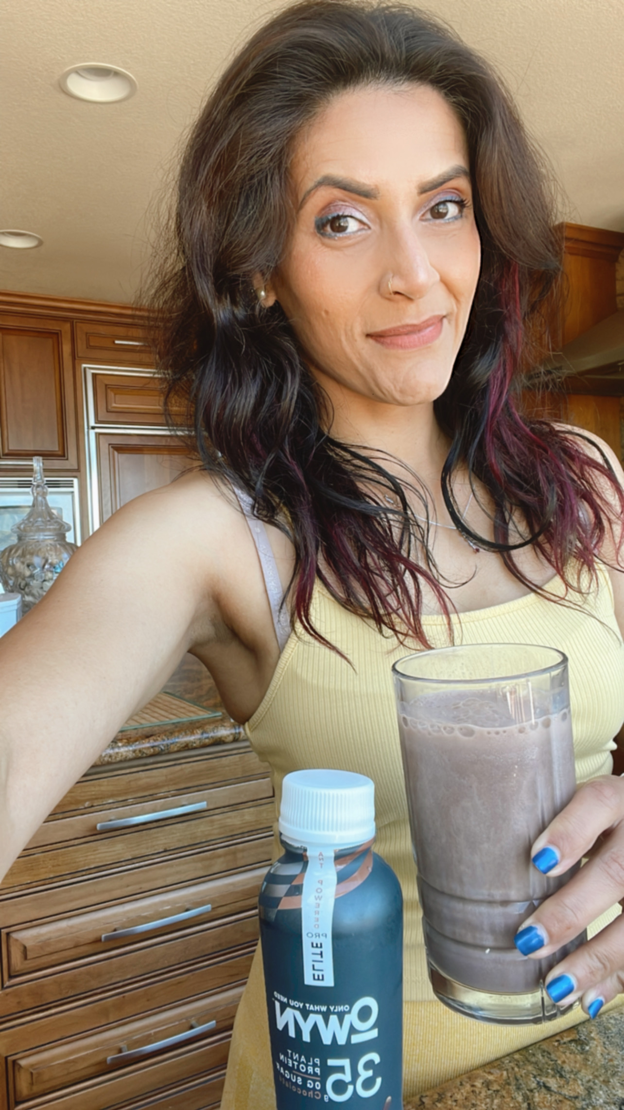 meal-replacement-post-workout-protein-shake-food-fitness-fashion